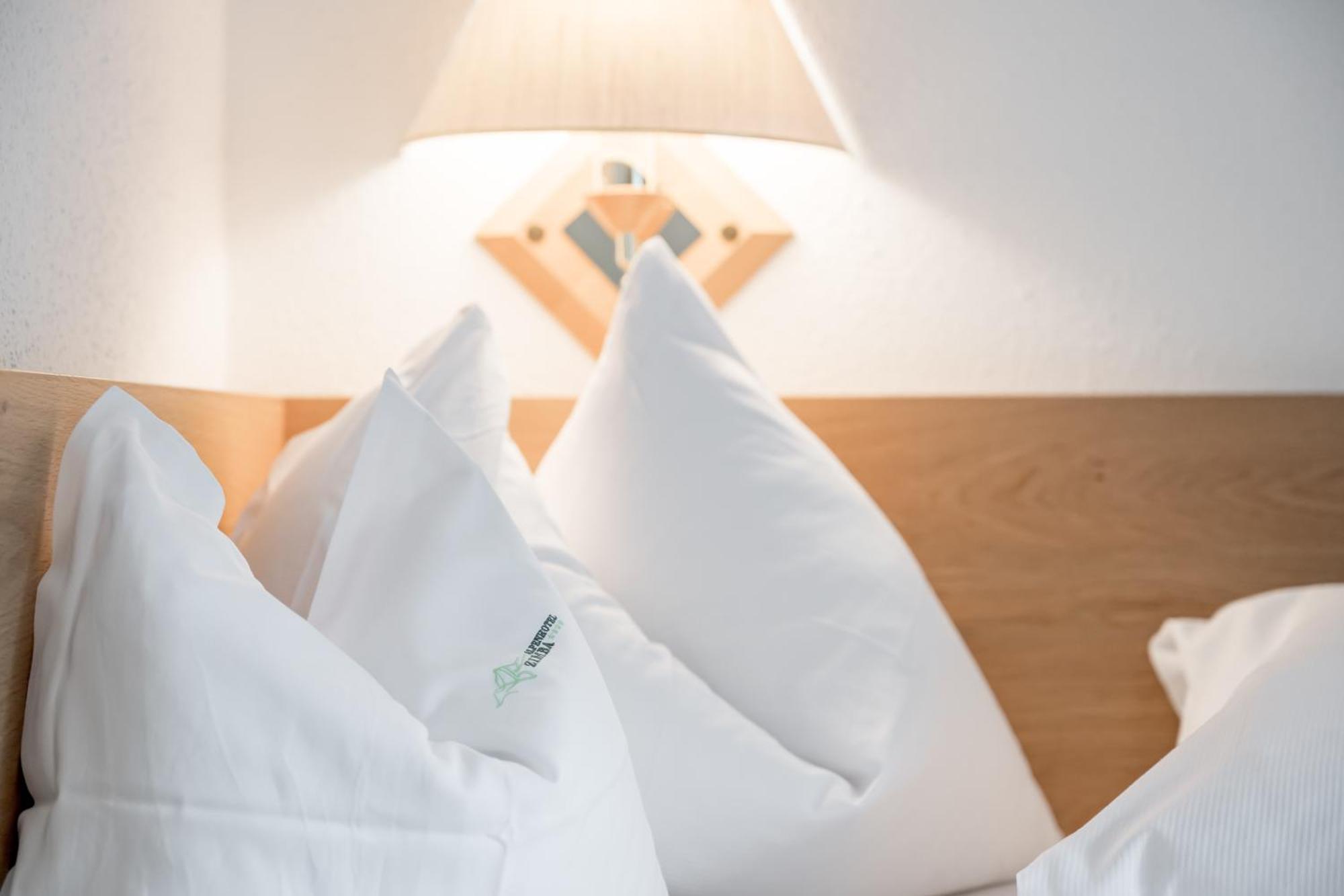 Alpenhotel Zimba Бранд Номер фото